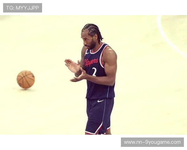 伦纳德站上罚线，洛杉矶快船结束比赛